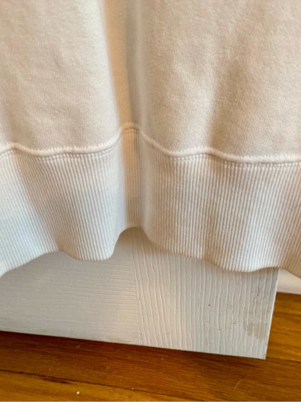 Women’s Vineyard VinesWhite Half-Zip - Picture 5 of 7